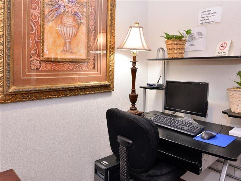 Americas Best Value Inn Somerville Texas Buitenkant foto