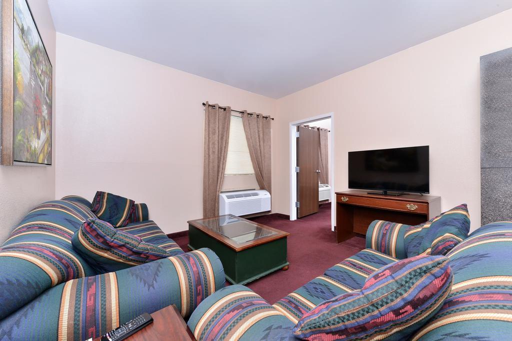 Americas Best Value Inn Somerville Texas Kamer foto