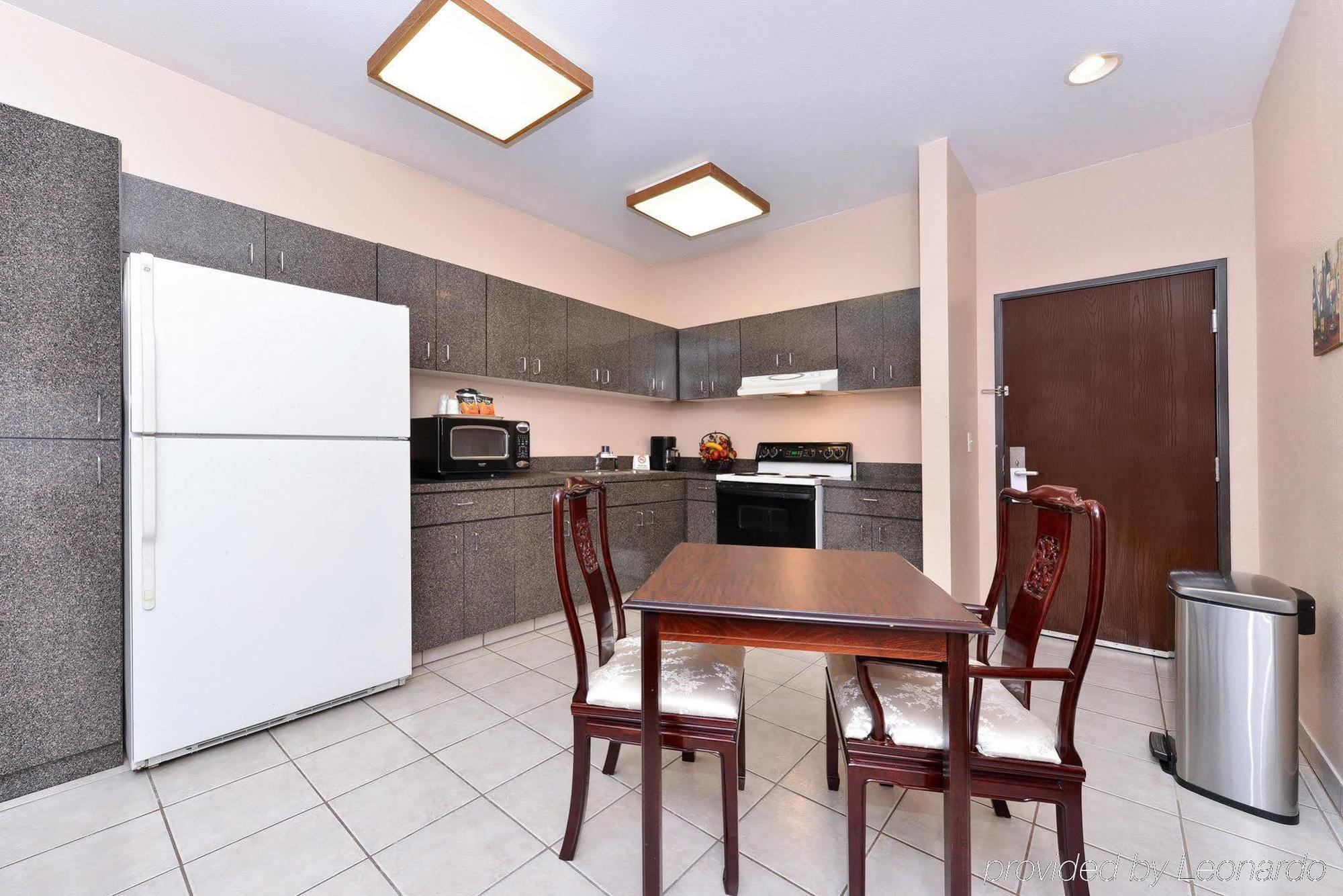 Americas Best Value Inn Somerville Texas Buitenkant foto