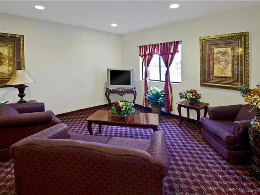 Americas Best Value Inn Somerville Texas Buitenkant foto